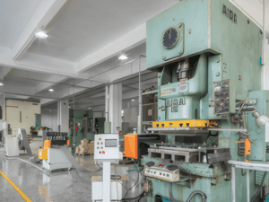 自動プログレッシブプレス　Kaitao Techは